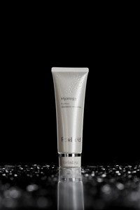 Hyalogy P-effect clearance cleansing